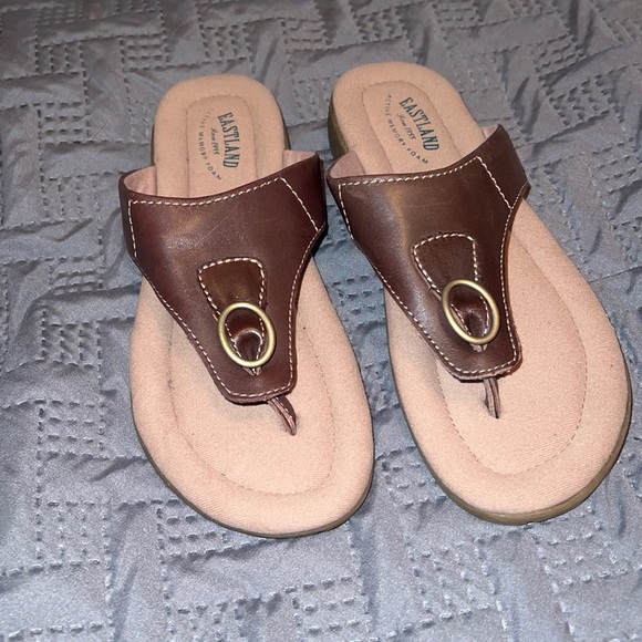 Shoes - Women’s Sandals